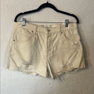 WE THE FREE PEOPLE  Women's Cream Distressed Denim Shorts